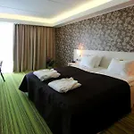 Viimsi & Waterpark Отель 4*