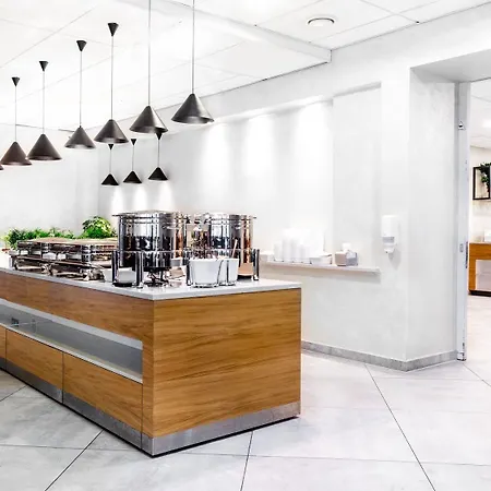 Viimsi & Waterpark Отель Haabneeme