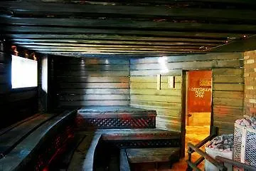 塔林维姆瑟spa及水上乐园酒店 4* Haabneeme